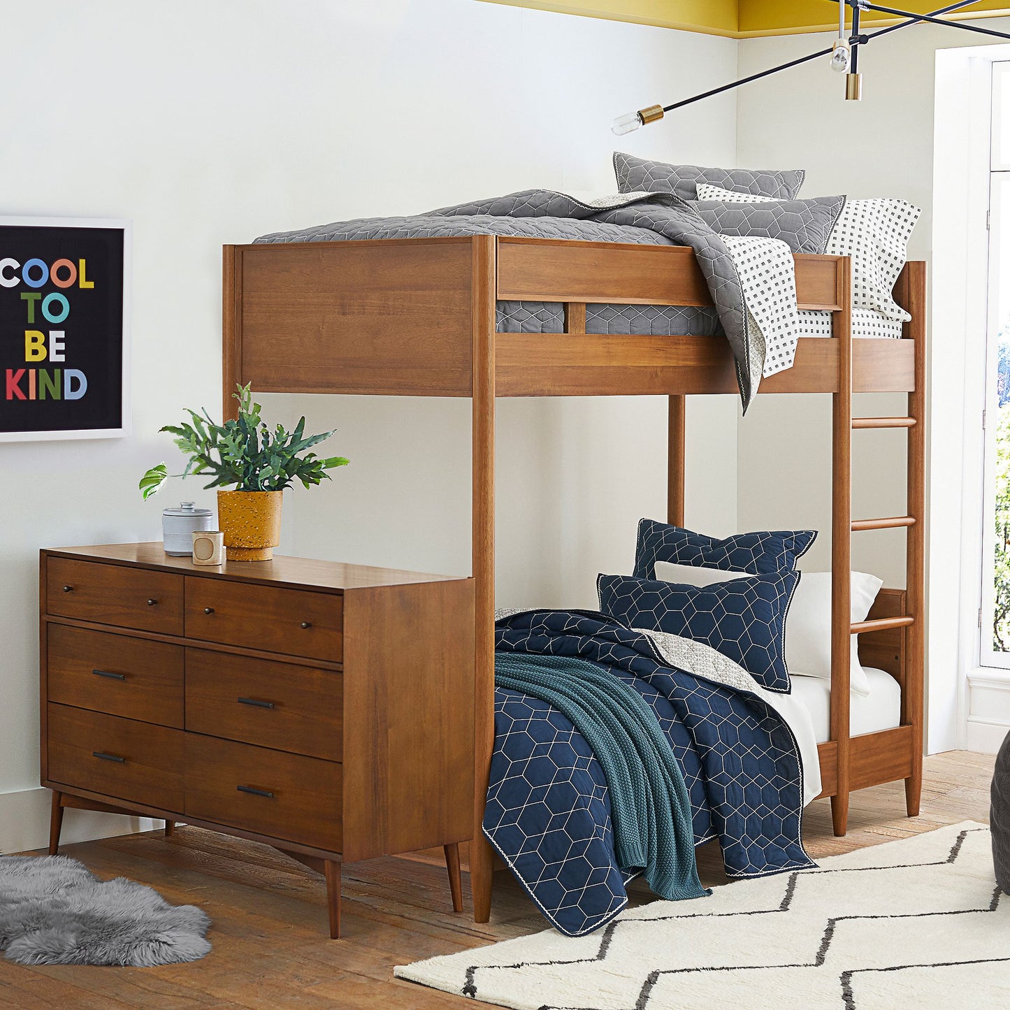 Wooden Bunk Bed for Kid's Bedroom in Natural Finish
