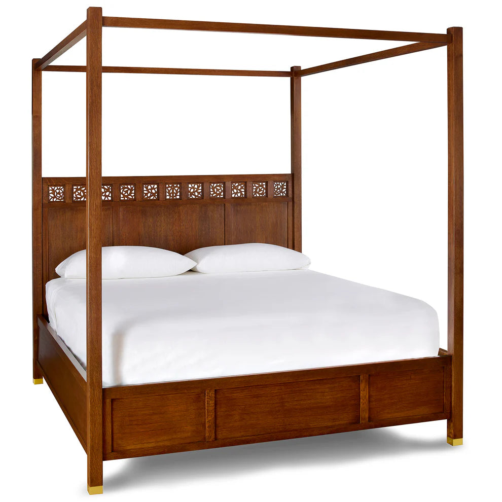 Wooden Poster Bed with Carved Wood Headboard for Bedroom