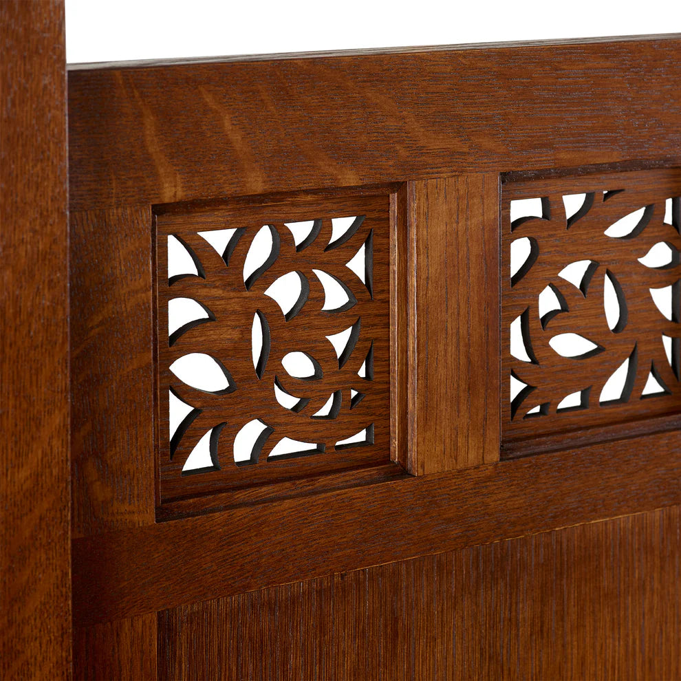 Wooden Poster Bed with Carved Wood Headboard for Bedroom