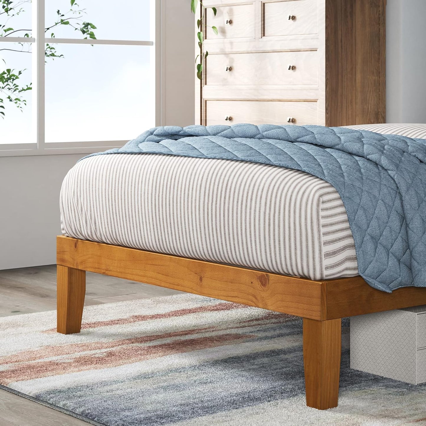 Solid Wood Diwan Bed with Low-Profile Frame