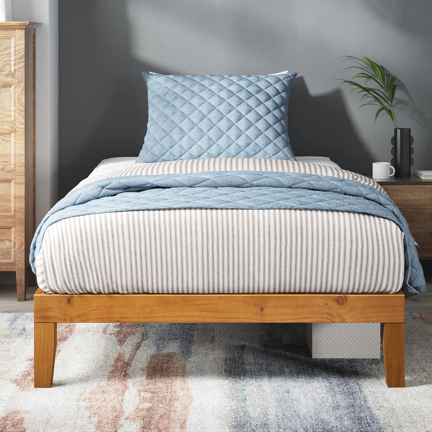 Solid Wood Diwan Bed with Low-Profile Frame