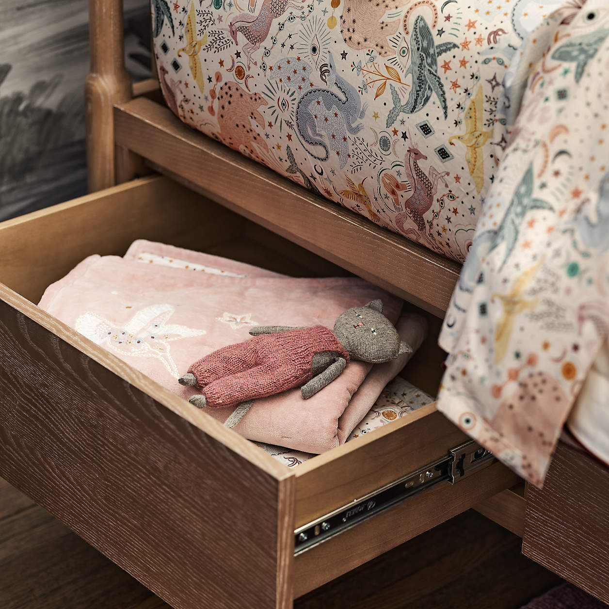 Solid Wood Poster Bed for Bedroom