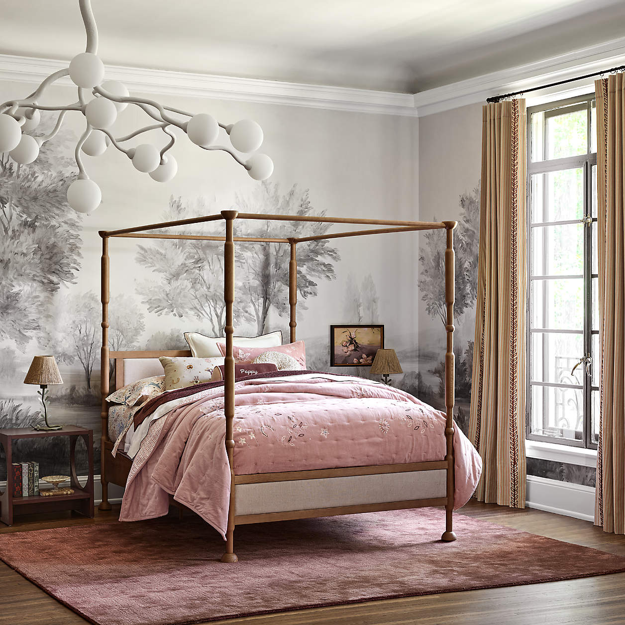 Solid Wood Poster Bed for Bedroom