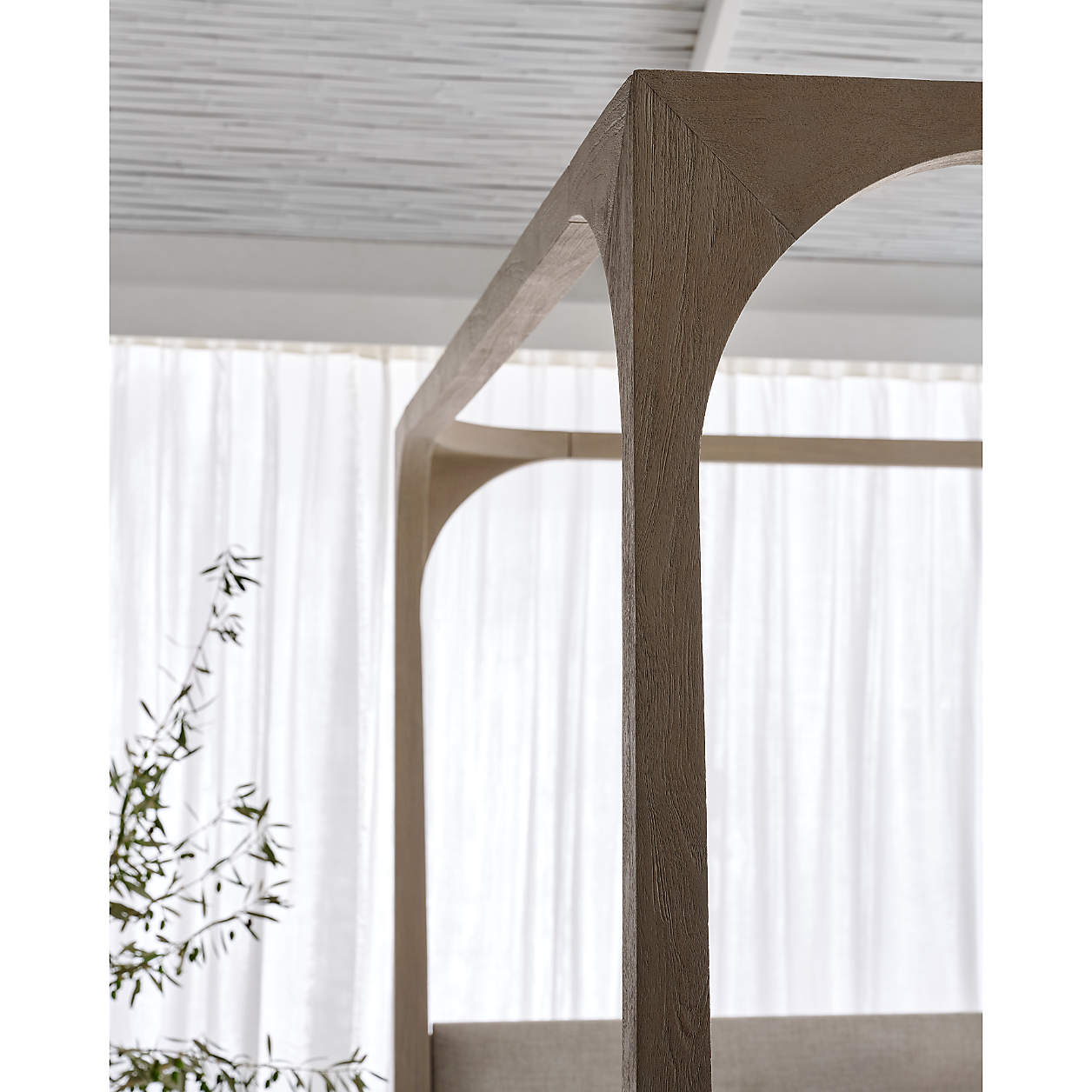 Wooden Poster Bed for Bedroom