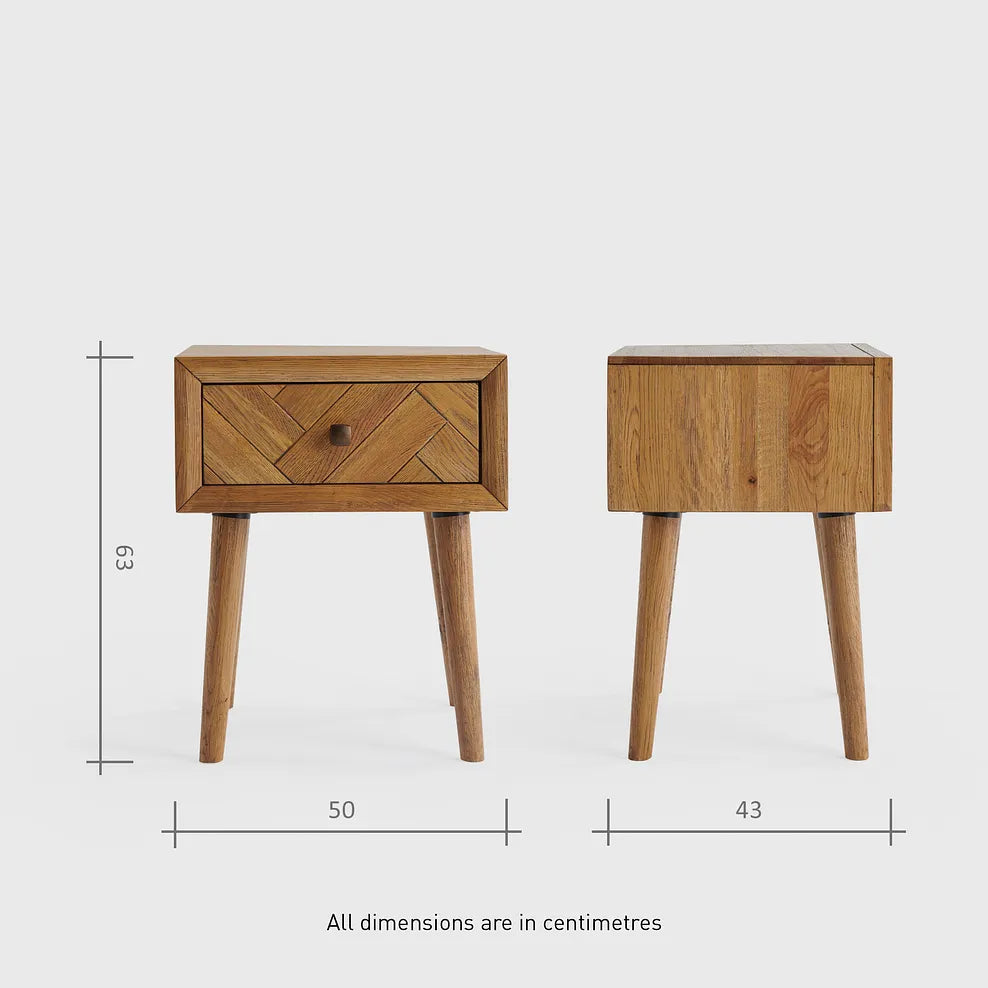 Wooden Bedside Table with 1 Drawer in Oak Finish