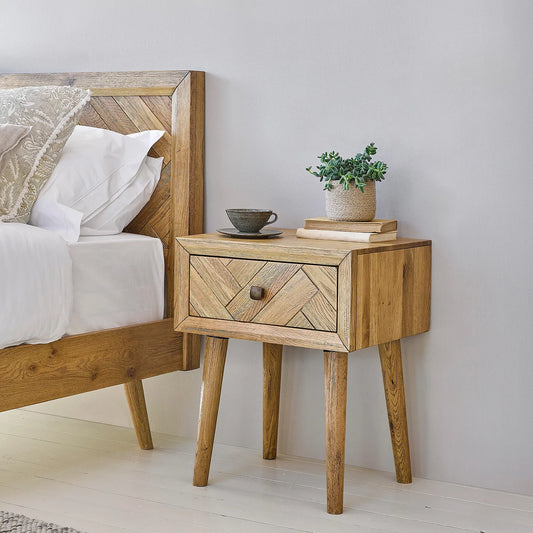 Wooden Bedside Table with 1 Drawer in Oak Finish